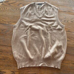 BROOKS BROTHERS all cashmere/England sand vest/excellent condition/44